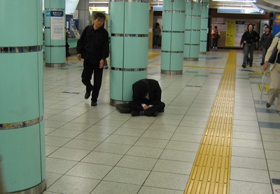 Bij de metro